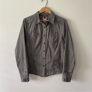 The North Face black white checkered long sleeve button down shirt size medium